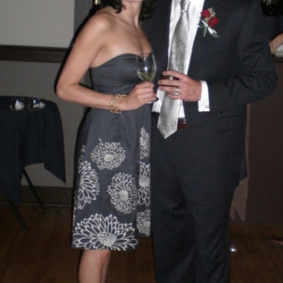 Anthropologie Dresses & Skirts - Strapless Anthropologie dress